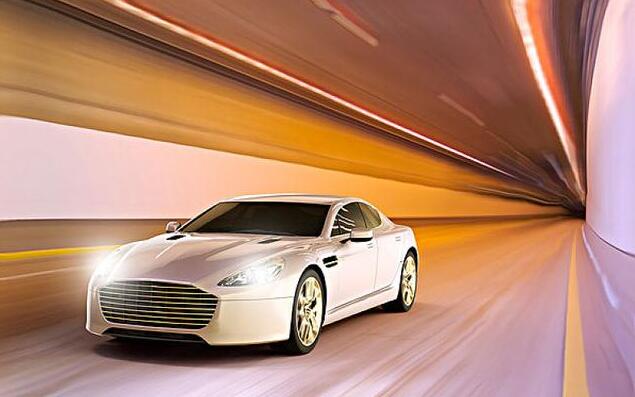 如何選購汽車音響？來看攻略→