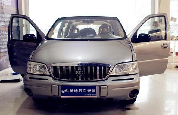 別克GL8升級歌劇世家汽車音響器材 演繹音質(zhì)與藝術(shù)的碰撞