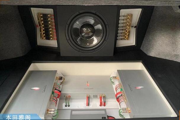 三分頻+三臺歌劇世家功放，本田雅閣車主全新定制專屬音樂
