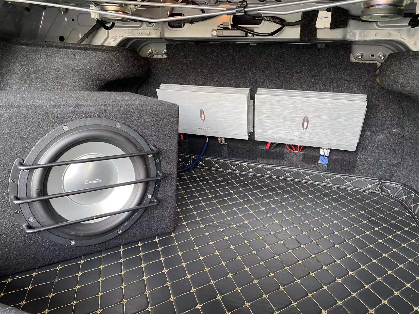 花小錢享高品質(zhì) 日產(chǎn)軒逸音響改裝后,能聽能炸個性十足