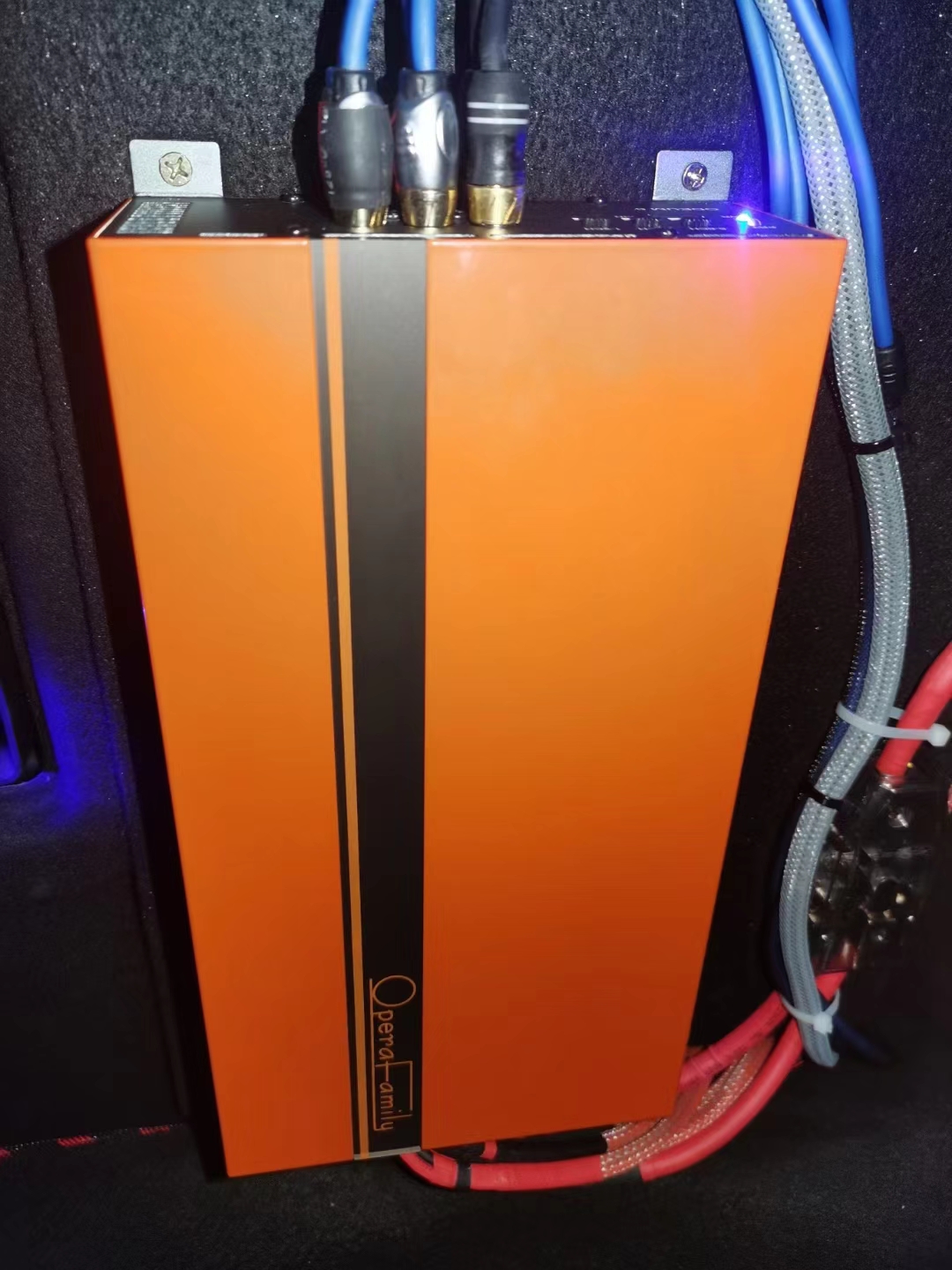 Odeum6 音樂廳六路功放.jpg