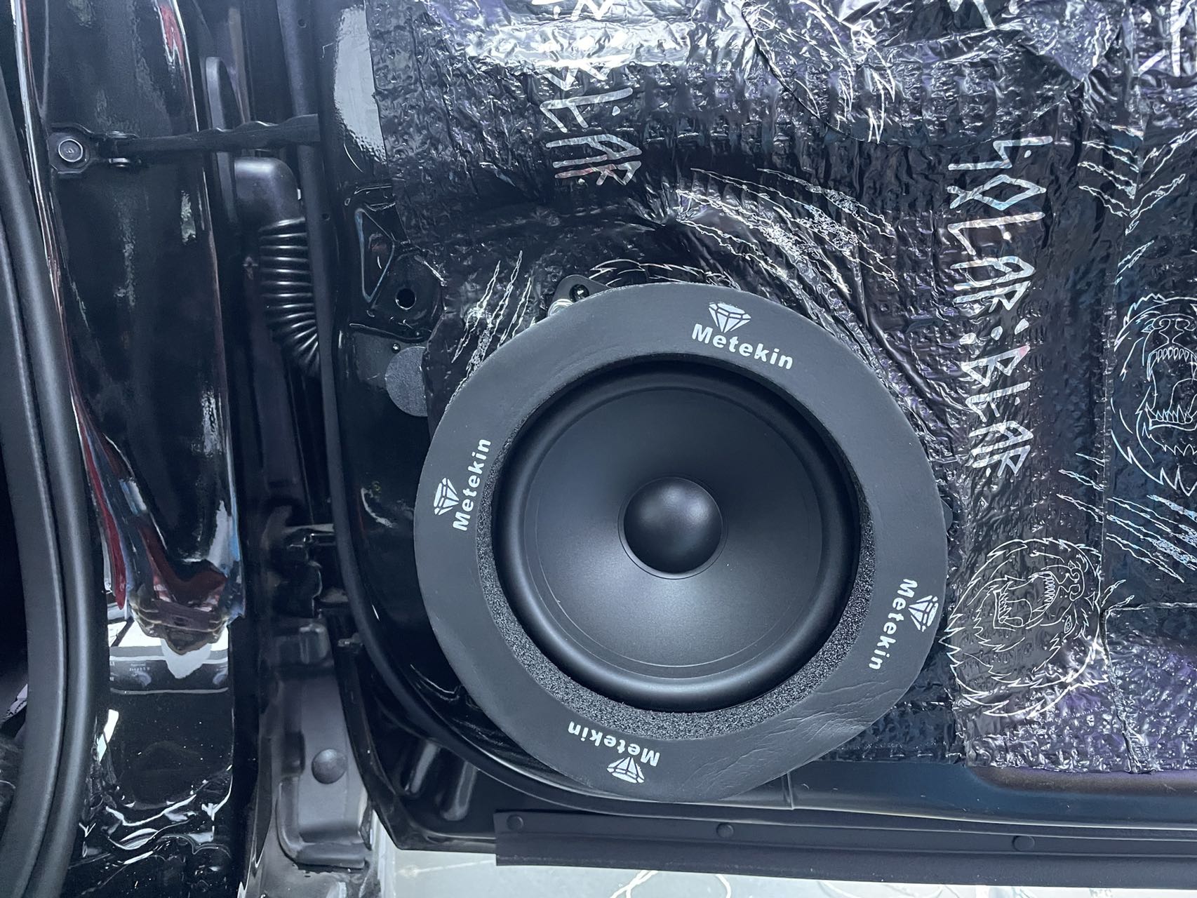 1734340898400105.jpg VS42.jpg