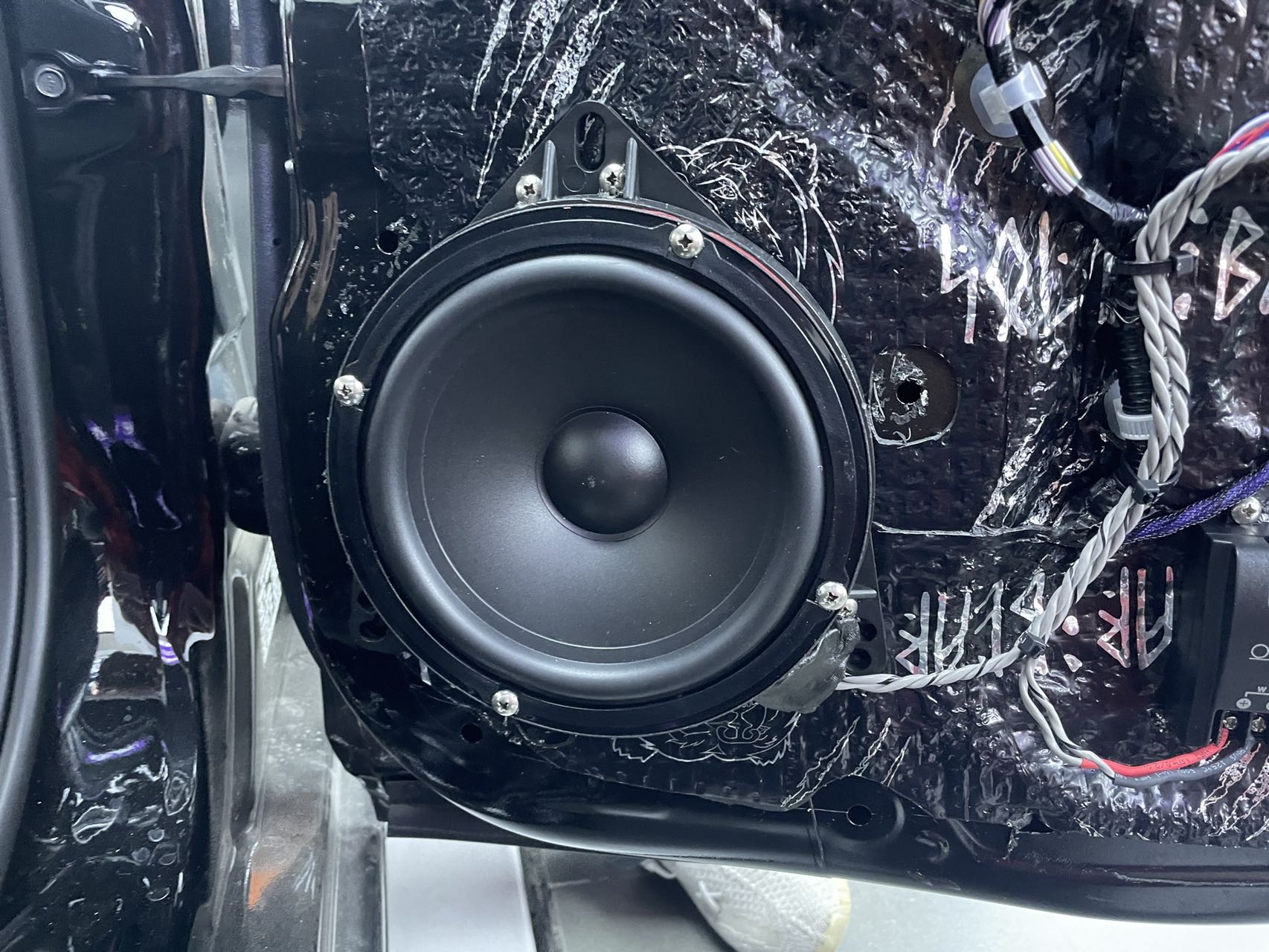 1734340892329740.jpg vs42 (3).jpg