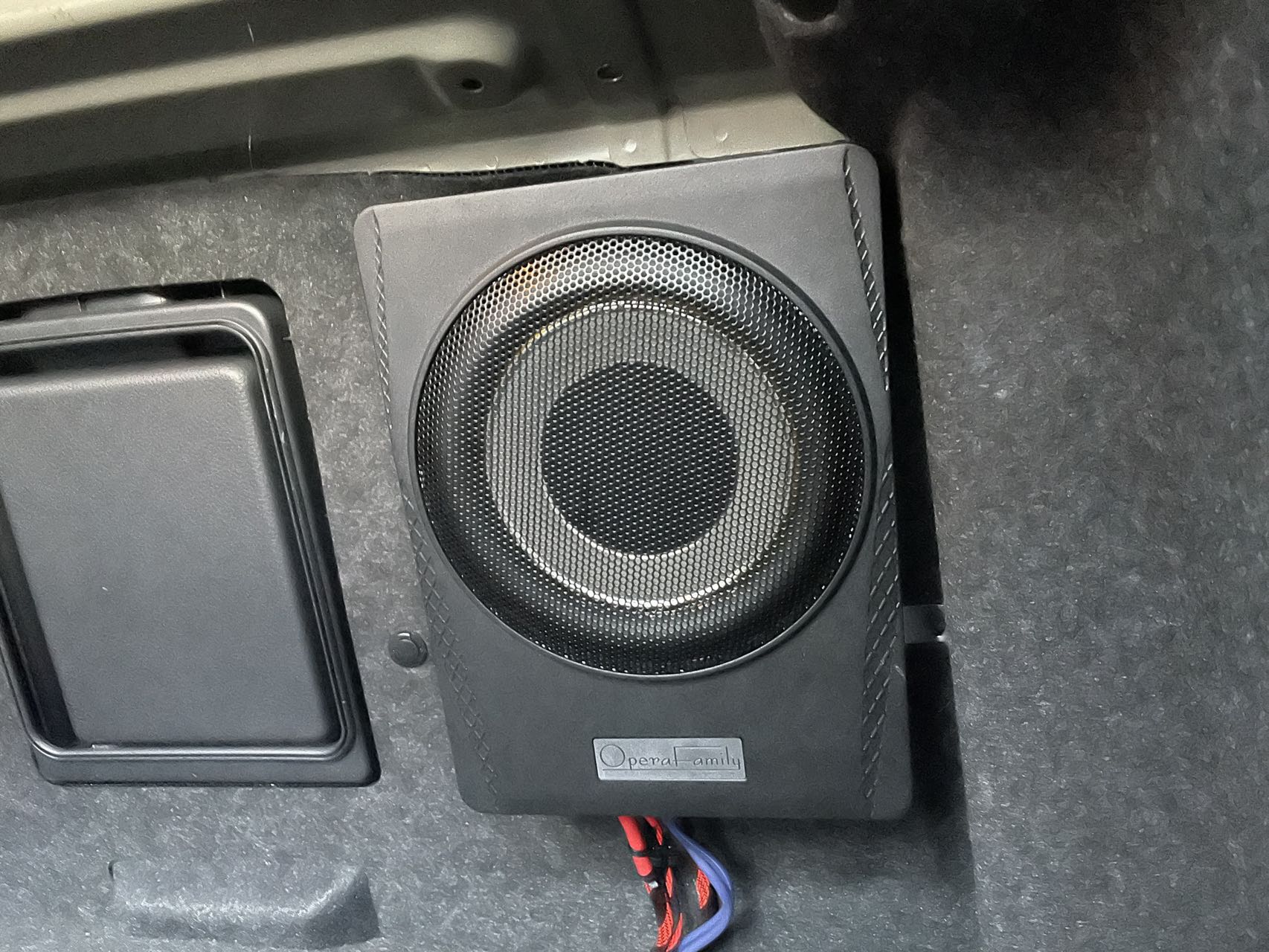 1734340937698699.jpg U2.jpg