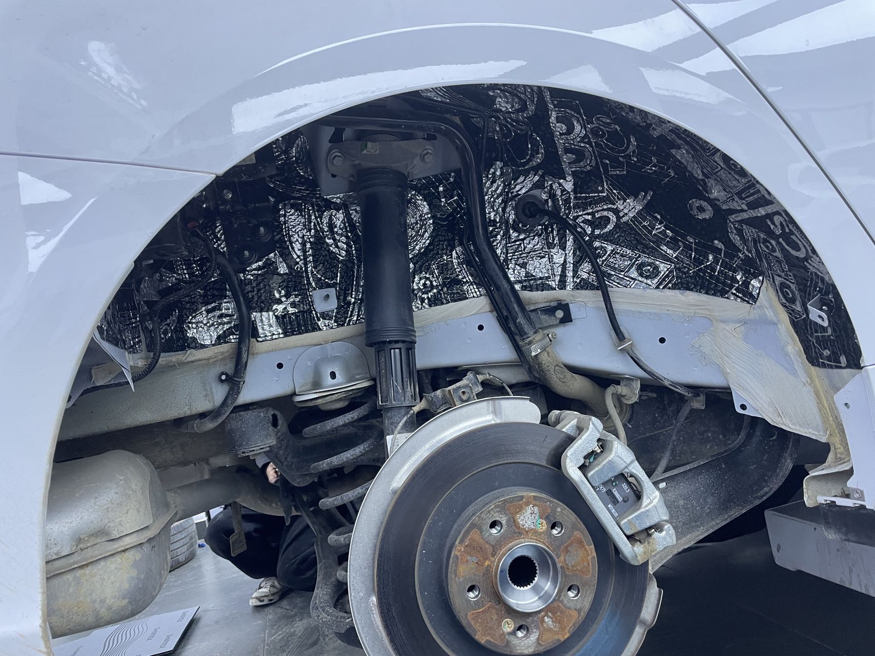 1738915117496939.jpg 俄羅斯CSH銀衛(wèi)盾減振板 (2).jpg