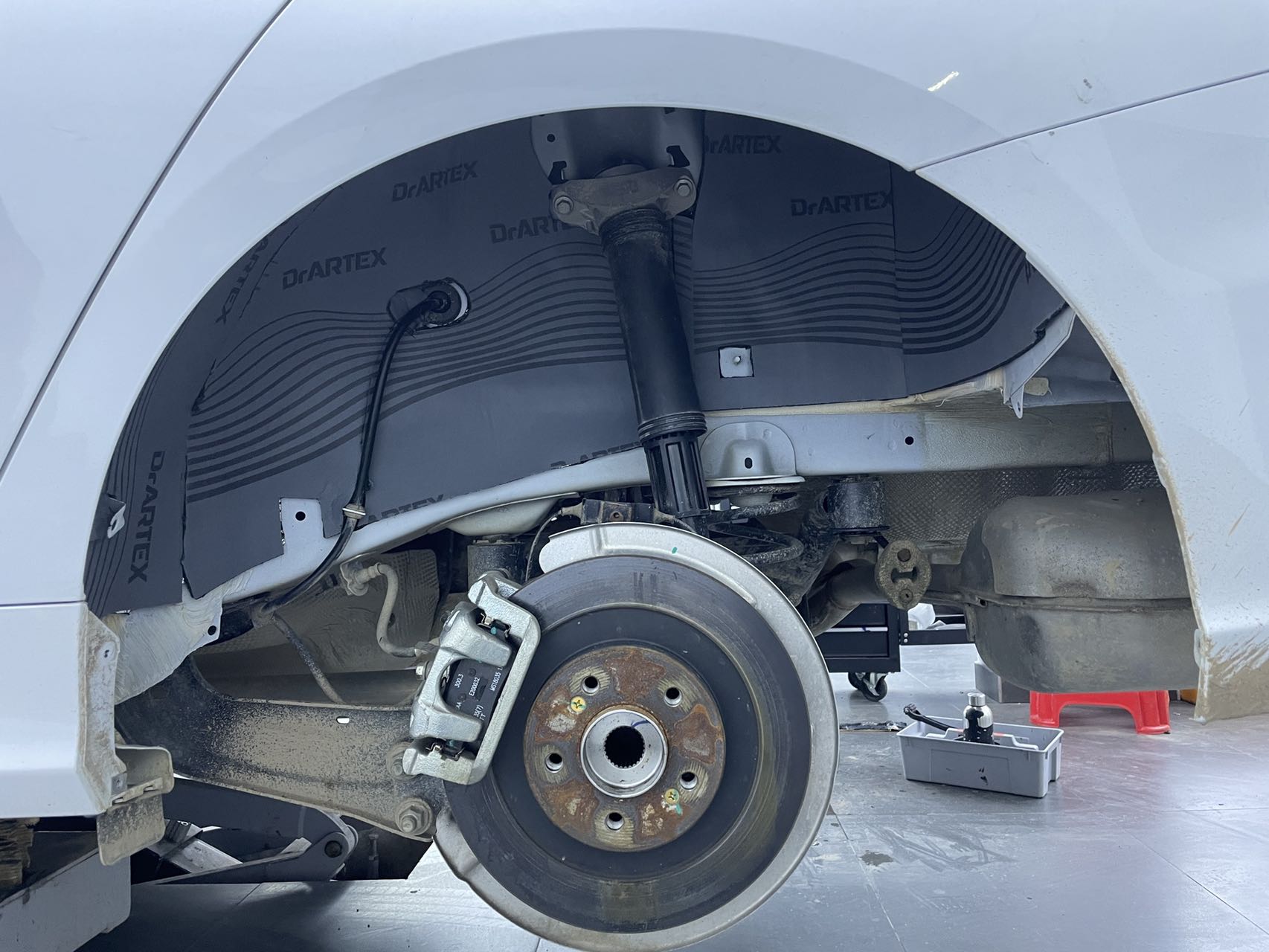 1738915132952038.jpg 俄羅斯阿德薩超級(jí)護(hù)甲07隔音棉.jpg